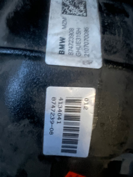 8747239
   BMW M4 2023  G82  rear diff  
    Bmw  M3 2020 G80  Rear Differential Diff S58 M GHUE315H
33108747240
BMW G80 G81 M3 G82 G83 M4 Rear Differential Diff S58 M 8747239 GHUE315H