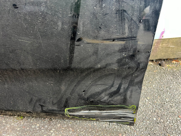 BMW 2 Series 2020  F46 Gran Tourer  passenger side front door shell
     2020 BMW 2 SERIES F46 GRAN TOURER 5DR FRONT LEFT PASSENGER SIDE DOOR shell