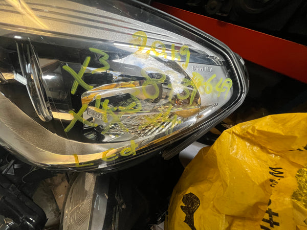 8739649 BMW X3 2019 G01   Passenger Side Led Headlight   8739649 03  8739649       BMW X4 2019 G02  Passenger Side Led Headlight   8739649 03  scrach observe pictures please