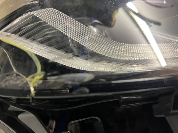 8082658
 Bmw M5 2020 passenger side headlight 
BMW 5 SERIES 2020 M5 F90 G30 LCI Driver side LED HEADLIGHT SHADOW LINE 
BMW 5 SERIES M5 F90 G30 LCI LED HEADLIGHT SHADOW LINE RIGHT DRIVER 8082658 2022
This light is scuffed 
please observe all pictures