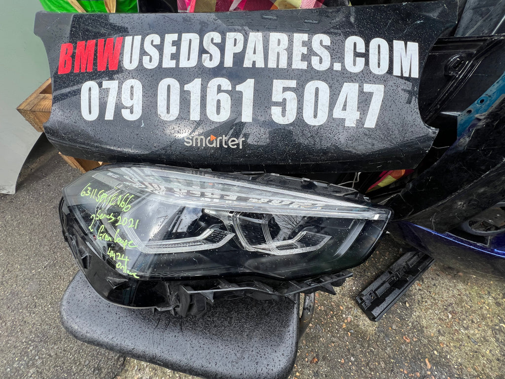 BMW 2 SERIES 2021 gran coupe  F44 DRIVERS SIDE LED HEAD LIGHT
  63115A1E066
BMW 2 series Gran coupe led headlight 
5A1E066
Bmw f44 led headlight 
clips broken 
hole on top/bottom of light 
please observe all pictures
