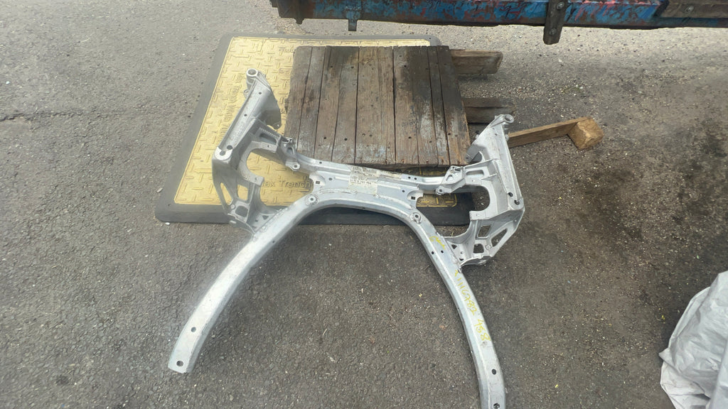 31116782458 BMW 6 series 2009 E63 SUBFRAME FRONT AXLE SUPPORT SUSPENSION CARRIER 6782458 bmw e64 front sub frame bmw e60 front subframe