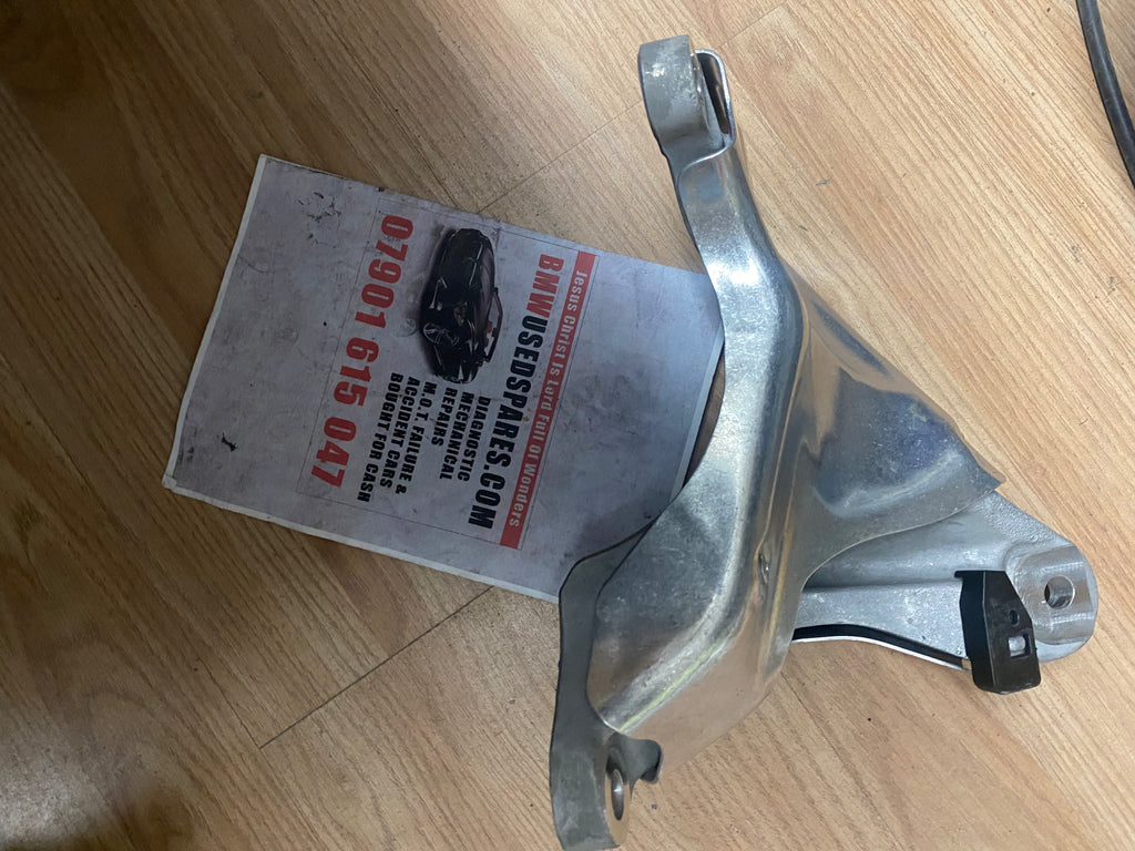 22116772156 BMW 1 series 135i Engine mountain E82 E88 Bmw 3 series E90 driver Side Engine Bracket 3.0 Petrol 240kw 2009 6772156 new