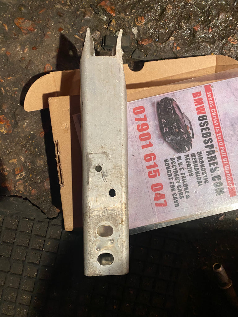 9478577 BMW 3  series 2023 G20 G21 FrontLeft Crash Box Reinforcement Extension+Fender Bracket  9478577