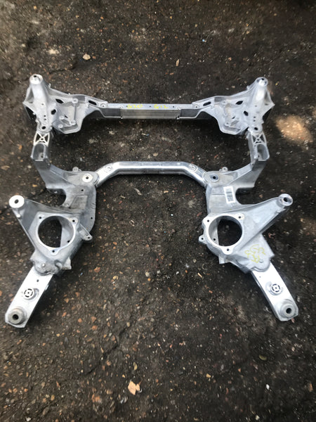 BMW 5 Series G30 530i xDrive 2018  Front Suspension Subframe  
needs Aluminium wielding
please observe pictures 
6873475
6887340
Bmw M5 2019 front suspension subframe