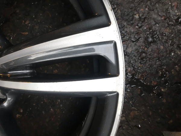 7846780    7852493    Genuine BMW 4 Series 2018 Style 442m Sport Front 19" 8j Alloy Wheel 7852493  May need refurbishing   Observe pictures  36117852493  7846780