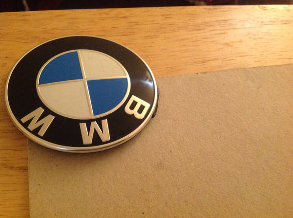 7288752 BMW bonnet badge