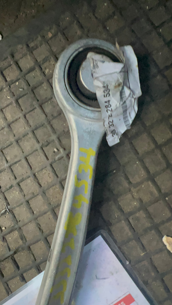 2284534 BMW M4 F82 2018 Driver side rear Control Arm New 2284534