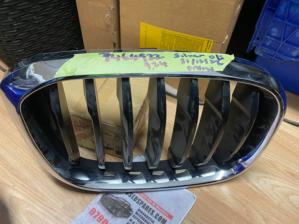 7464922 BMW X3  2022 G01 Driver side kidney Grille   Bmw X4  2022 G02 Front Bumper Right Side Kidney Grill    7464924  8074574  Genuine  bmw x4 kidney Grille  bmw x3 kidney grille
