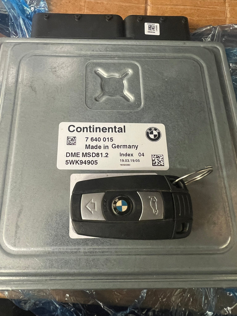 5wk94905

     BMW ECU kit Lock set Fits 3 Series E93 320I N43 2013 Manual

  7640015 

 DME MS 81.2