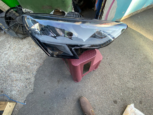 8Y0941012A  AUDI A3 2022  8Y GENUINE Driver Side  LED HEADLIGHT