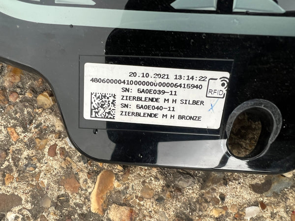 5A0E039       BMW IX  I4 2023 M60   G26 G28 RADIATOR GRILLE   This item are sold Sold separately    used      Bmw ix  2023  grilles cooler grille   BMW IX GRILLE, GRILLES COOLER GRILLE  5A0E039