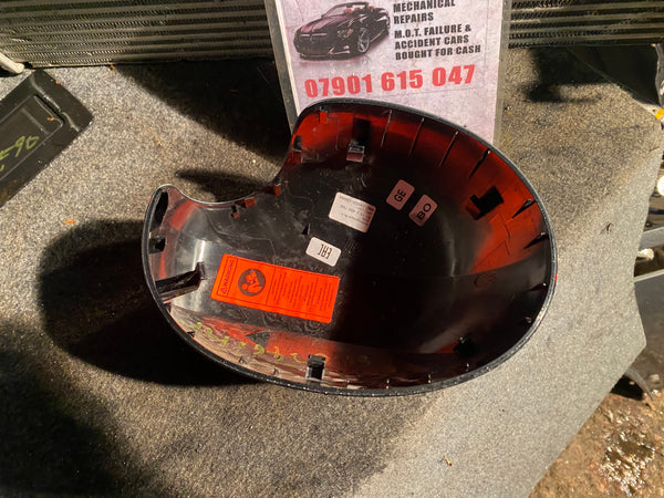 A3345437
     NEW MINI JCW F55 F56 F57 F60 Series passenger wing Mirrror cover.

51162465799

   2465799

Mini Cooper s  Jcw mirror cover 

Mini Cooper mirror cover