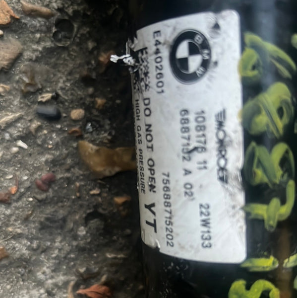 6887152    BMW  X4 2021 G21 Genuine VDC  rear shock ABSORBER   Bmw X3  2022 G01 rear shocker absorber