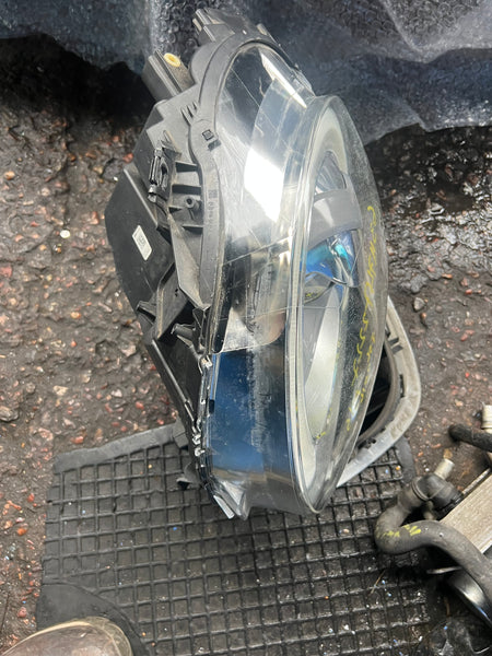 63117472227      Mini Cooper S 2016  f56  Passenger Side LED Headlight  7472227      Mini F55 headlight  mini F56  headlight  mini F57 headlight