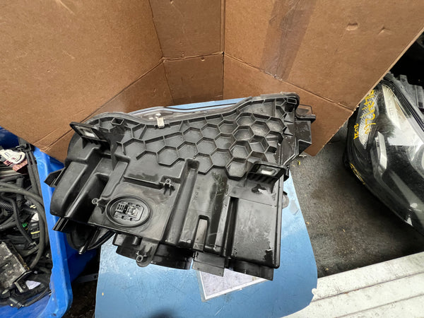 Bmw x3 headlight 7400020

  BMW X3 2015 f25 DRIVERS SIDE XENON headlight 

bmw x3 headlight 

bmw x4 headlight 

bmw part

bmw parts

bmw

bmw light

baronessbmw

baronessthebmlady