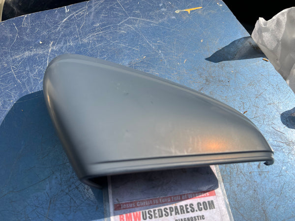51165A18768 
   BMW ix Driver side mirror  cap primed 
new 
original BMW part 
     5A18768