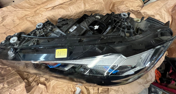 5A04583.
    BMW M3 2023 G81 PASSENGER SIDE LEASER HEADLIGHT..

  Bmw m4  2023 passenger side laser Headlight 

   
BMW M3..M4..G81..G83 PASSENGER SIDE LEASER HEADLIGHT..5A04583..2020