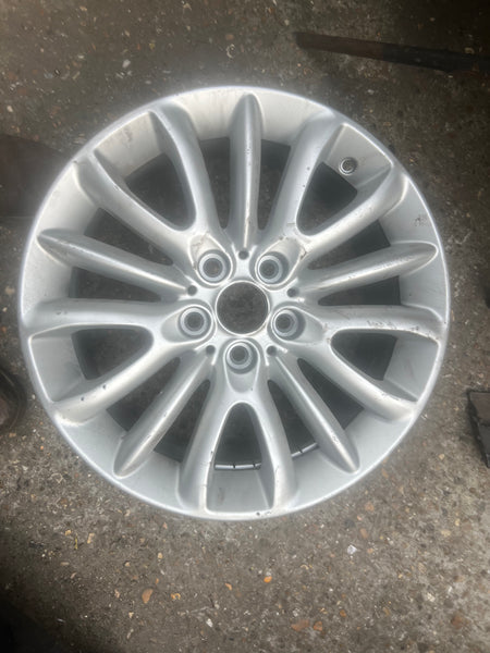 6856047  6856046 Genuine     MINI club man 2017 F54 1. Single Alloy  wheel  net Spoke SILVER 519  7.5Jx17ET
