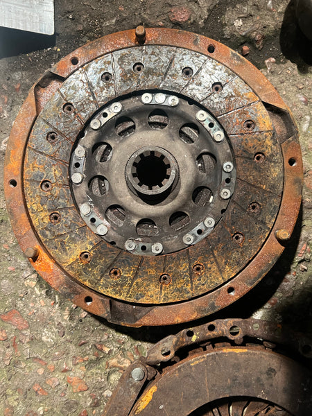 BMW  M3  2006 E46 Clutch Pressure Plate /flywher 2228853

2282391

Bmw m3 E46 flywheel 

bmw flywheel 

bmw part

bmw parts

baroness bmw