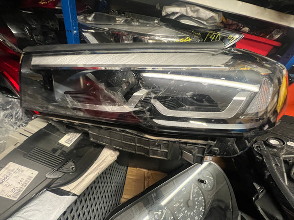 5A26FA5

 BMW 5 Series  2021 G30 G31 LCI LED passenger side Headlight.