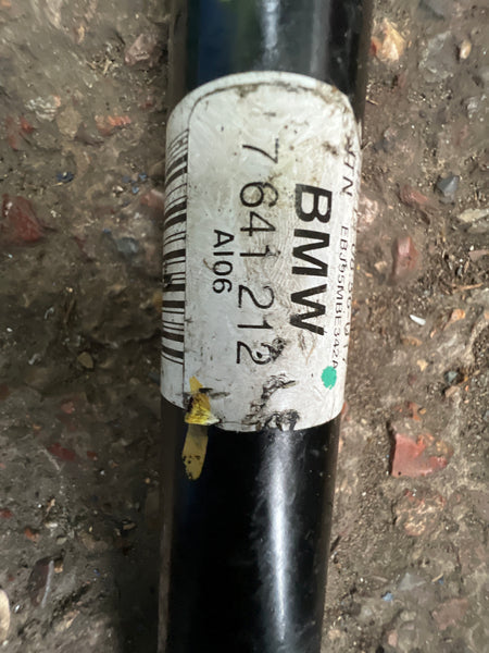 BMW i3 2016  Driver side Rear Driveshaft

7641212

647cc