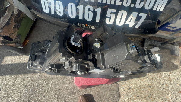 63115A1DB71    Bmw 3 series 2021 G20 passenger side LED headlight   SHADOW EDITION   5A1DB71