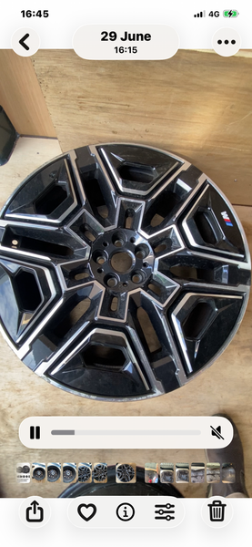 BMW iX i20 single Alloy wheel
22 Inch 1025 M
Aerodynamics 
5A73071.        Bmw XM G09 single Alloy wheel