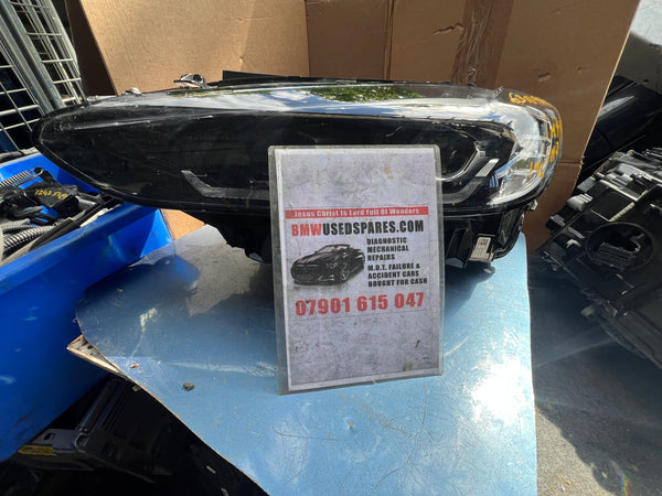 Bmw m3 

bmw im3

BMW i M3 G22 G23 G26 G80 passenger side  Headlight LED technology right

63119851037  5A19353

9851037

Bmw M3  passenger side headlight