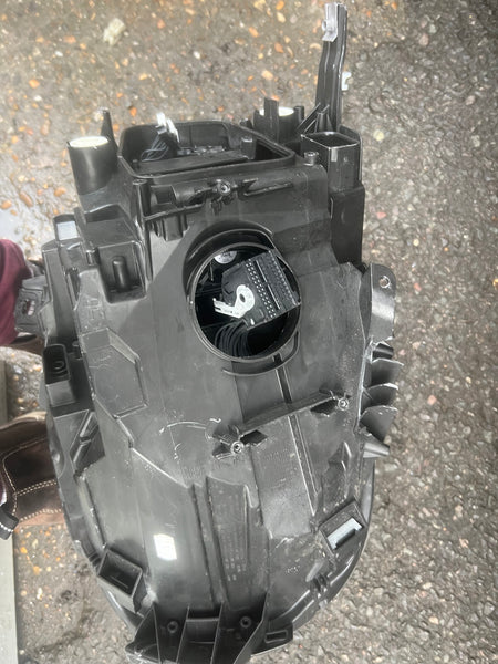 63118737596     Mini Cooper 2022 F56 Driver Side xenon Led Headlight    8737596