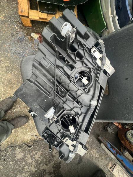 8739650     BMW X3  2019  G01 Driver side led headlight Bmw x4 2019 G02 driver side headlight  LED