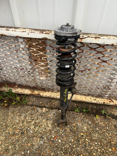 BMW 5  series 2012 F10 driver side front  Shock Absorber

6795083 

bmw shock absorber

bmw part

bmw parts