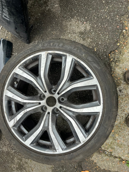 Bmw part

bmw parts

bmw alloy wheel

Bmw X1  2022 one single alloy wheel 

BMW X2 F39 2022  1 single ALLOY WHEEL RIM 19'' R19 8J

36116851785

6851785