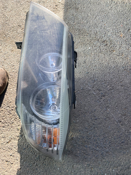 7202575   Bmw 3 Series 2010 E90 4 door saloon LCI passenger Side headlight 7202575  89318931