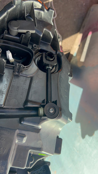 63115A1E058      BMW 1 SERIES  2023 F40 Drivers side  LED headlight