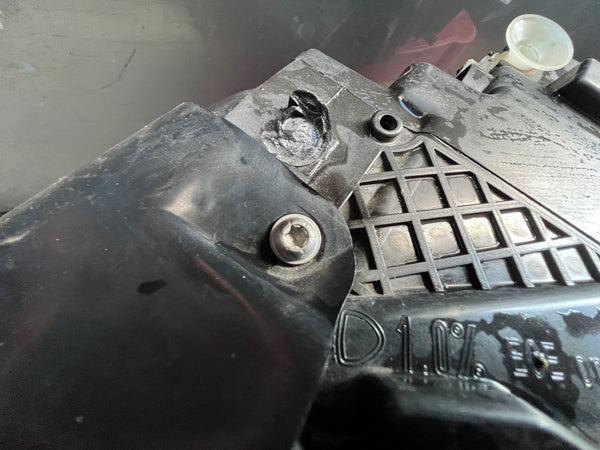 MERCEDES A CLASS W177 Full LED DRIVERSIDE RIGHT. HEADLIGHT 18-2022 A1779065003      MERCEDES A CLASS W177 2020 RIGHT DRIVE SIDE LED HEADLIGHT A1779065003 Clips broken  Observe all pictures please.