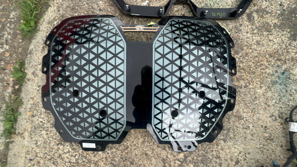 5A0E039       BMW IX  I4 2023 M60   G26 G28 RADIATOR GRILLE   This item are sold Sold separately    used      Bmw ix  2023  grilles cooler grille   BMW IX GRILLE, GRILLES COOLER GRILLE  5A0E039