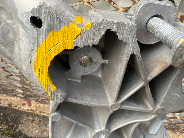 BMW 5 Series G30 530i xDrive 2018  Front Suspension Subframe  

needs Aluminium wielding

please observe pictures 

6873475

6887340

Bmw M5 2019 front suspension subframe