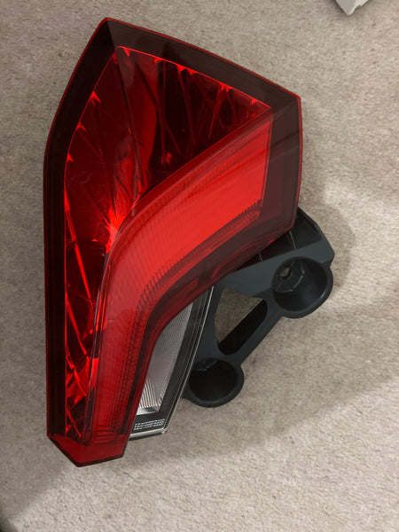 658 945 096: 
Skoda kamiq 2022 Passenger side rear back light

 Rear light for Skoda KAMIQ (NW4)

* Original Number 658 945 096
* Article Number: A_0031_DZ20075
* Brand: Skoda