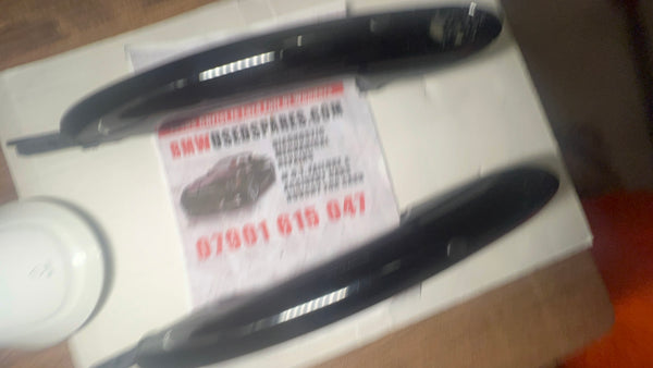 51219450310 £150 each 
  Genuine
   Mini F54 F55 F56 F57 F60 Piano Black Front Door Handles 
  9450310 
51219450311 £150 each
9450311