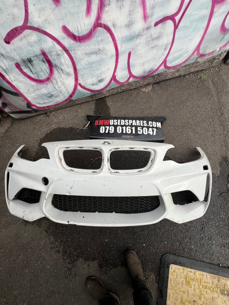 BMW M2 Competition F87 front bumper 

This bumper needs repair 

observe all pictures please 

51118062177

8062177
