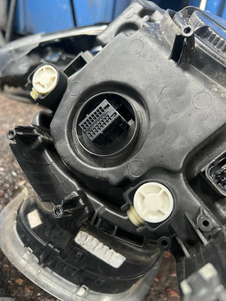 63117472227      Mini Cooper S 2016  f56  Passenger Side LED Headlight  7472227      Mini F55 headlight  mini F56  headlight  mini F57 headlight