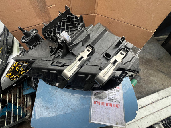 BMW M2 2024 G42 Driver side LED HEADLIGHT 

5A320F6-07 

5A320F6

bmw M2

bmw M2 headlight 

bmw m2 part

bmw m2 parts

bmw part

bmw parts

bmw light 

baronesstheBmlady 

Baronessbmw