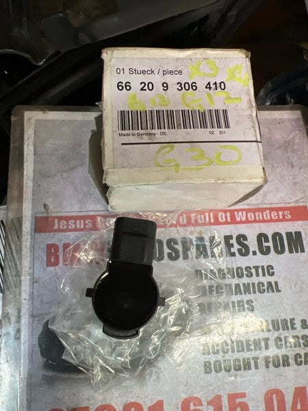 Bmw parking sensor 
BMW 5 series 2019 G30 parking sensor 

Bmw G31 G32 G11 G12 G01 G02 F15 PDC PARKING new SENSOR

9306410