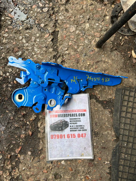 BMW F40 M135I X DRIVE M SPORT BONNET HINGES MISANO BLUE

7450923

BMW 1 Series 2022 f40 Bonnet Hinge passenger side

bmw f40 bonnet hinge

 BaronesstheBmlady