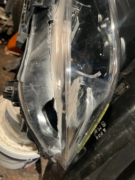 63117420441 

     BMW X2 2018 f39 passenger side FULL LED  headlight

   7420441