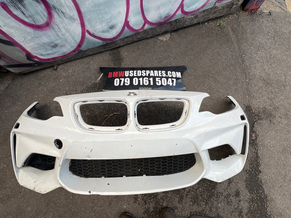 BMW M2 Competition F87 front bumper 

This bumper needs repair 

observe all pictures please 

51118062177

8062177