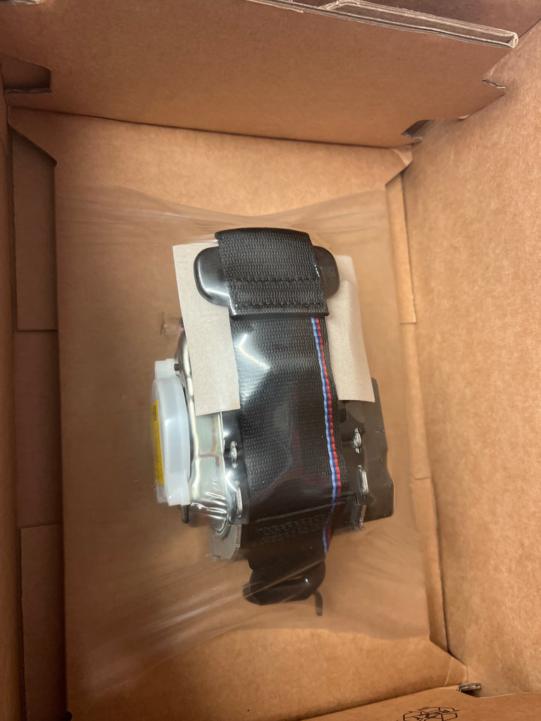 Bmw X3 2026 G45 Drivers side rear seat belt

Seatbelt upper belt black rear right BMW X3 series G45

72115B3E6A6

5B3E6A6