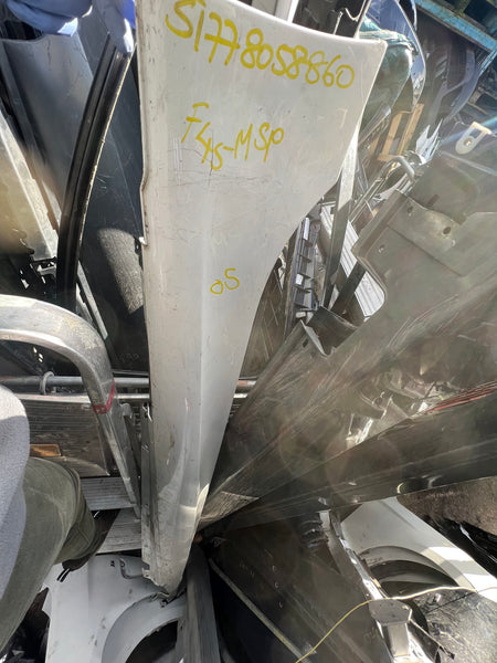 51778058860    BMW GRAN TOURER F46 2 SERIES DRIVER SIDE M SPORT SKIRT COLOUR    8058860   bmw 2 series 2016 driver side skirt m-sport   needs repair   observe all pictures
