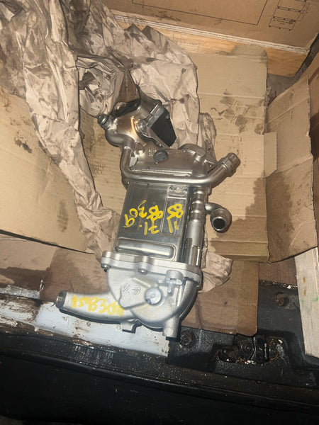 BMW 5 Series 2023 G30/G31 EGR Cooler 11718598309 8598309   24844993           Bmw G30 EGR cooler